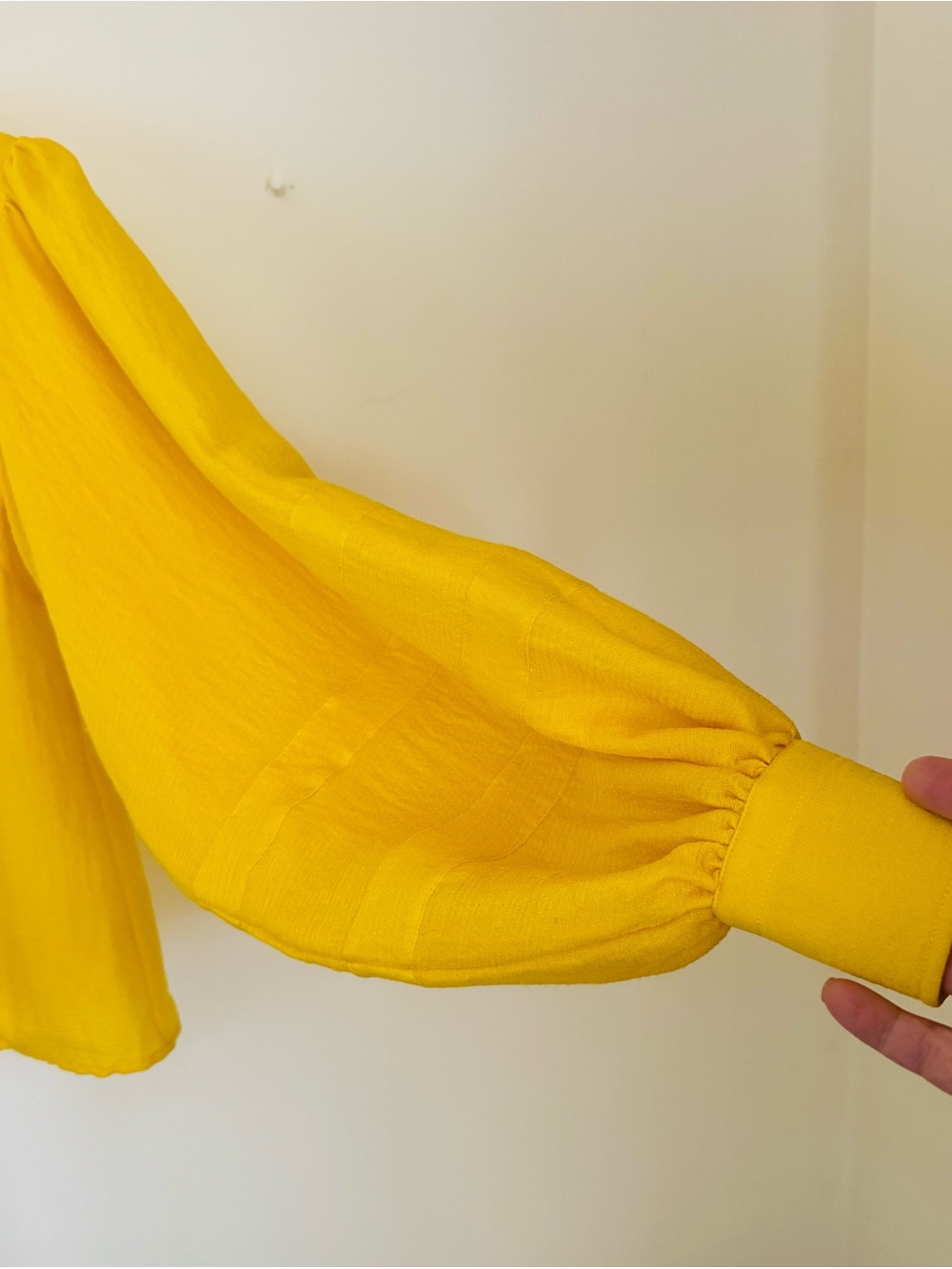 Tory Burch Vibrant Sunflower Yellow Blouse, Size 2 - Picture 7 of 7